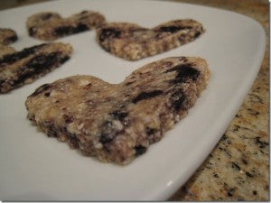 Recipe for raw, vegan, dairy-free, gluten-free chocolate chip cookies!